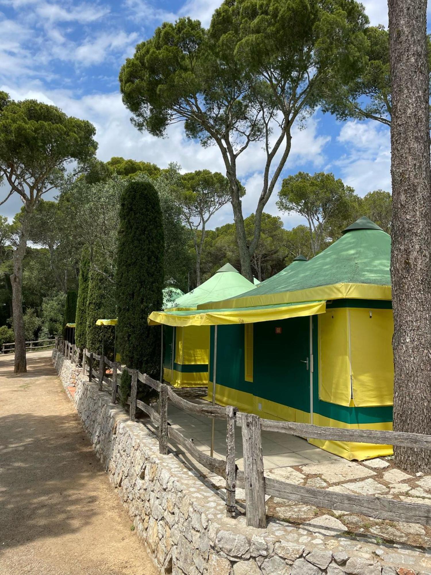 Camping Castell Montgri **** L'Estartit Exterior photo